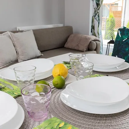 아파트 Wiatrakowa Wakacyjny By Renters *